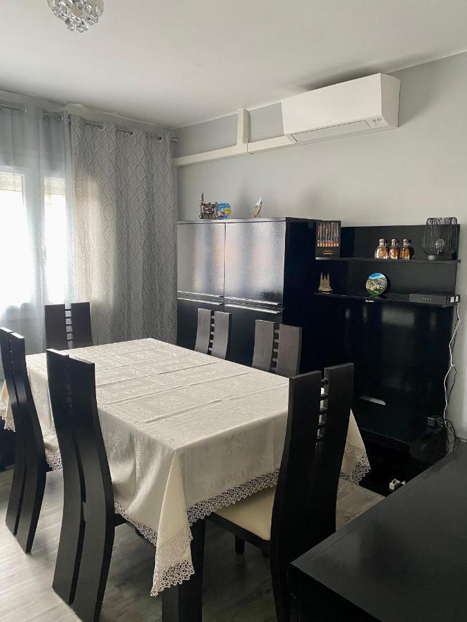 Maison Face A La Cite Каркассонн Екстер'єр фото